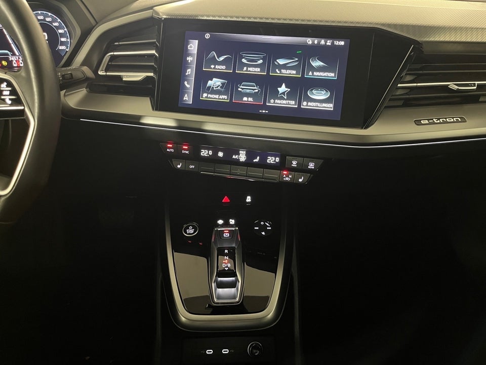 Audi Q4 e-tron 50 S-line quattro 5d