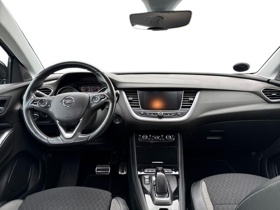 Opel Grandland 1,6 Hybrid Ultimate aut. 5d