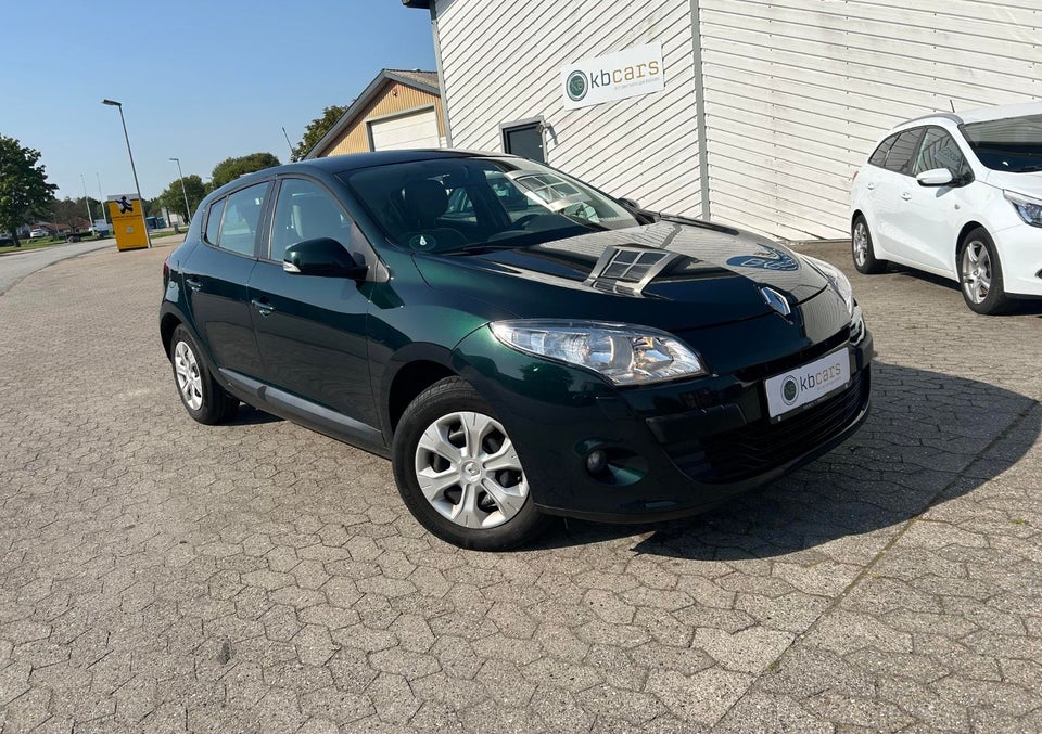 Renault Megane III 1,6 110 Expression 5d