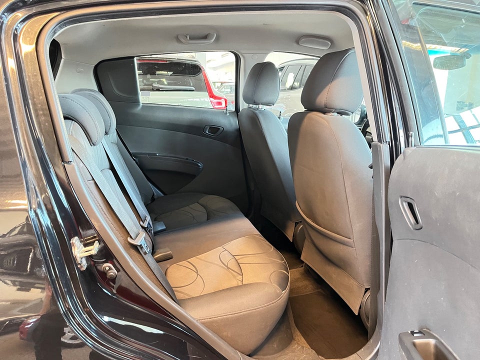 Chevrolet Spark 1,0 LS 5d