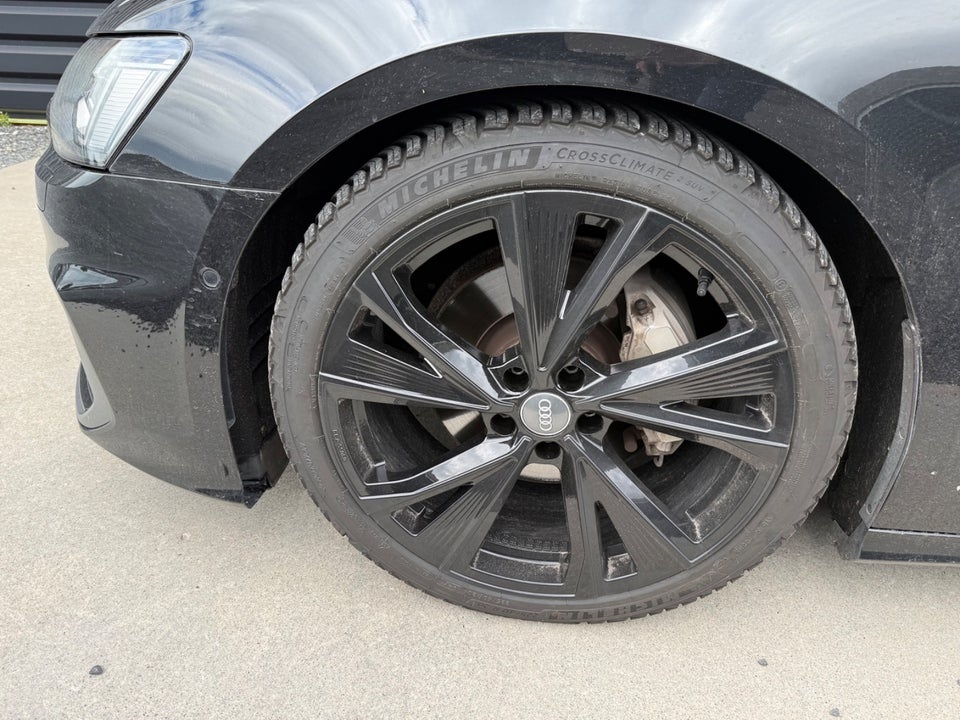 Audi A6 45 TFSi Avant S-tr. 5d