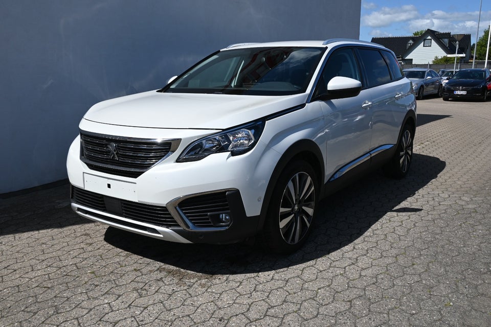 Peugeot 5008 1,2 e-THP 130 Allure 7prs 5d