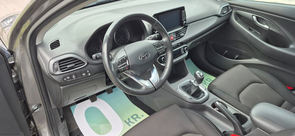 Hyundai i30 1,6 CRDi 115 Advanced 5d