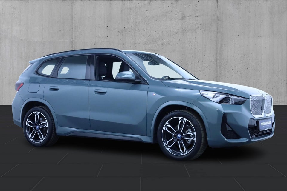 BMW iX1 eDrive20 M-Sport 5d