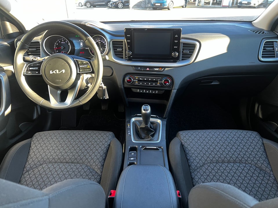 Kia Ceed 1,5 T-GDi Prestige SW 5d