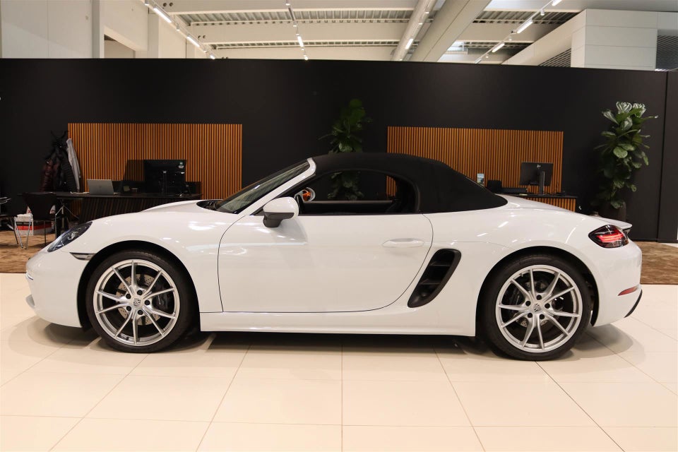 Porsche 718 Boxster 2,0 PDK 2d