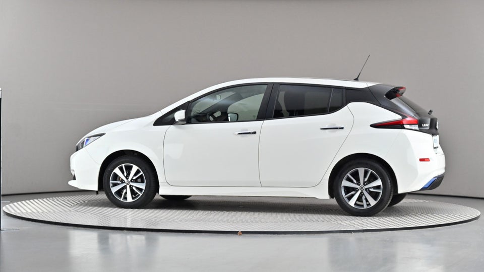 Nissan Leaf 40 Acenta 5d