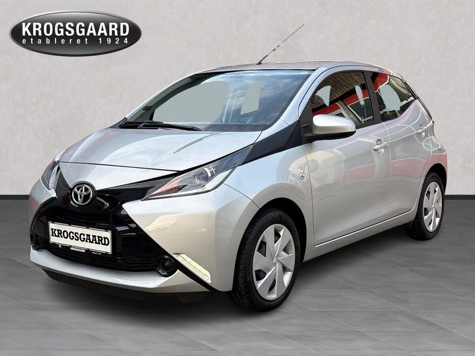Toyota Aygo 1,0 VVT-i x-play x-shift 5d