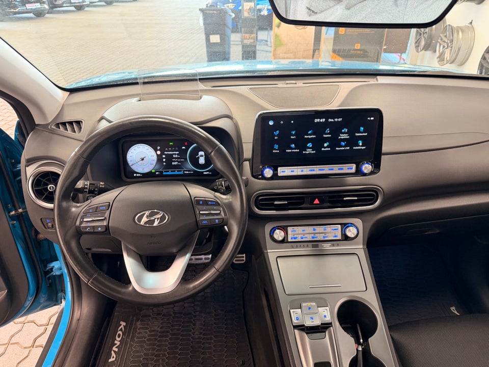 Hyundai Kona 64 EV Ultimate 5d