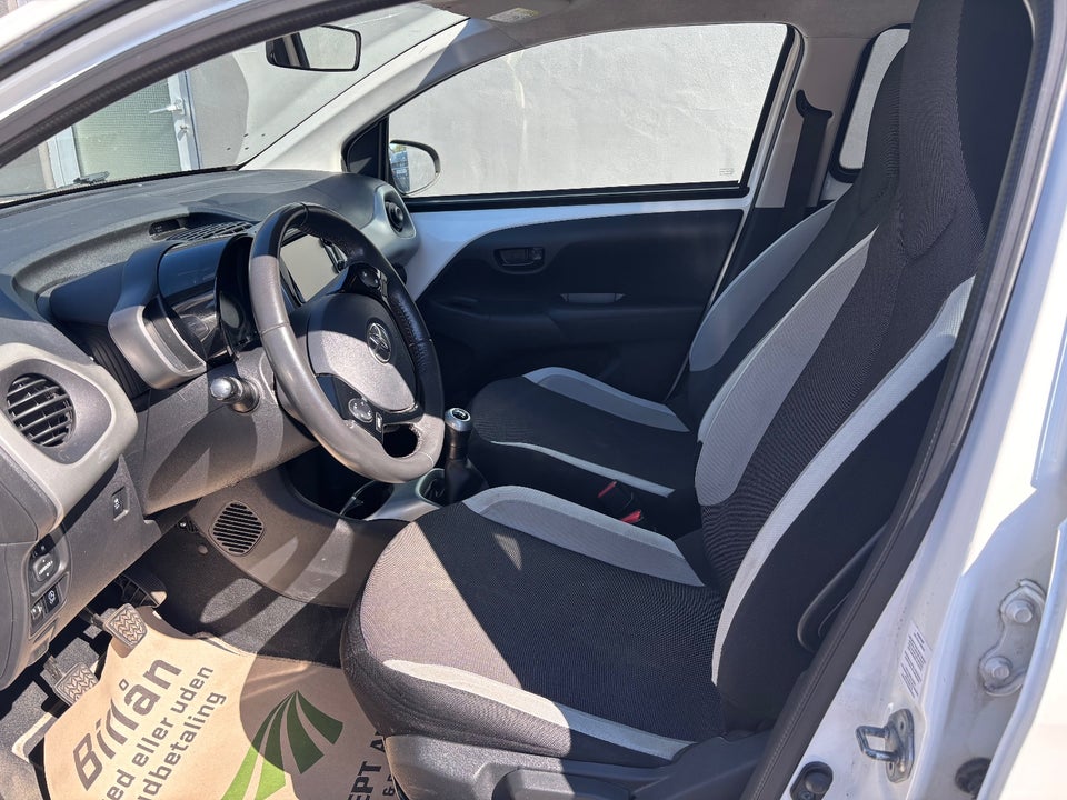 Toyota Aygo 1,0 VVT-i x 5d