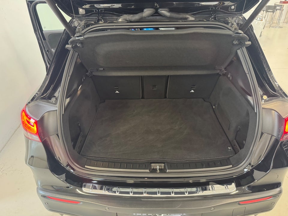 Mercedes EQA250 AMG Line 5d