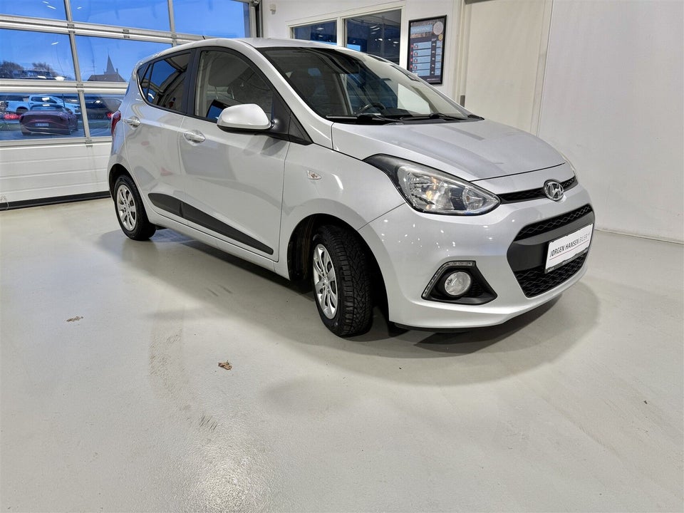 Hyundai i10 1,0 EM-Edition Eco 5d