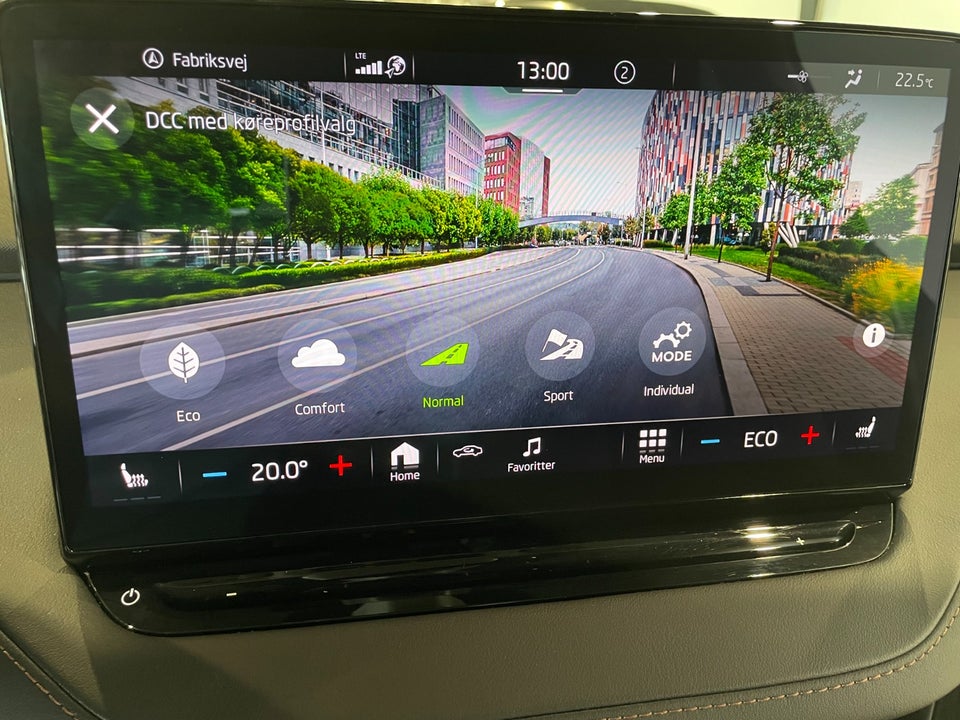 Skoda Enyaq 80 iV Suite 5d