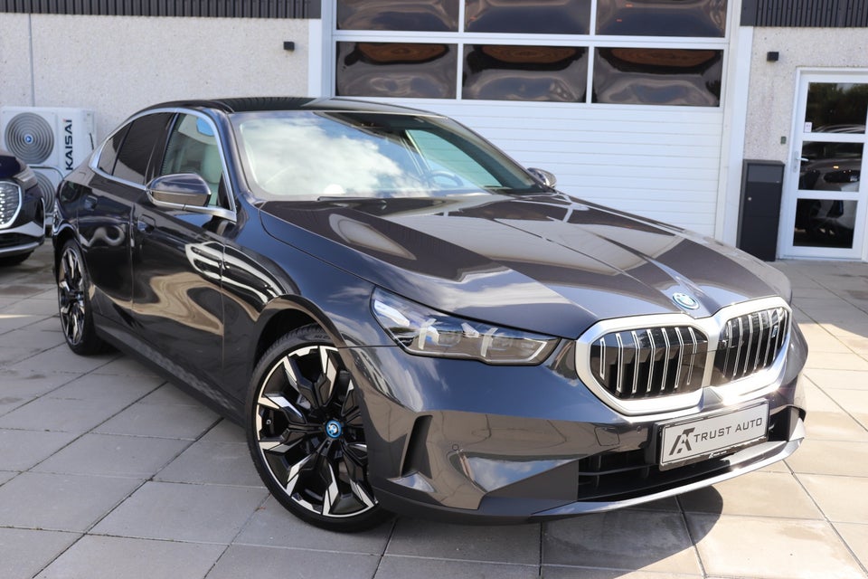 BMW i5 eDrive40 4d