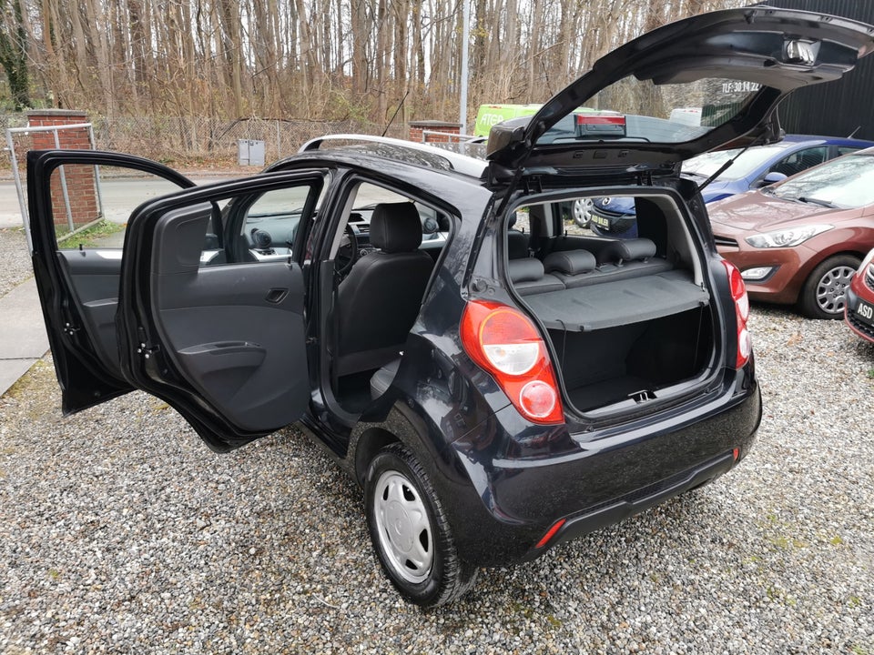 Chevrolet Spark 1,0 LA 5d