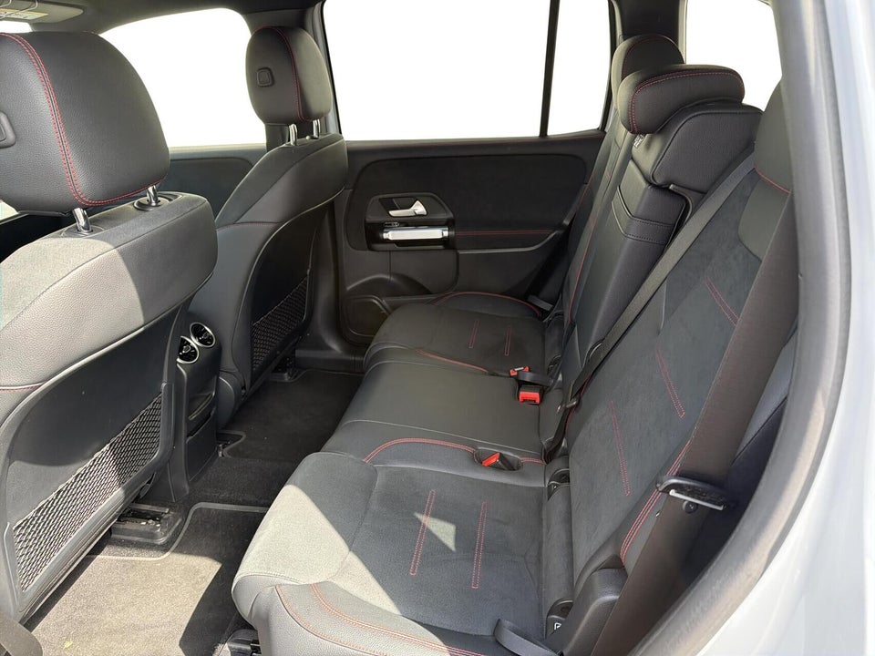 Mercedes EQB250 AMG Line 5d