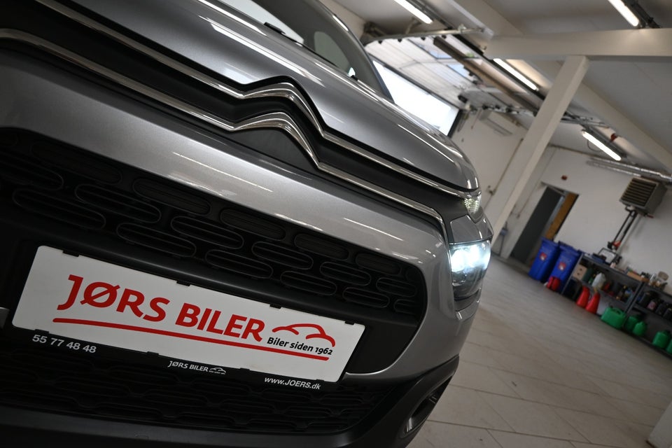 Citroën C3 1,2 PureTech 83 Shine Sport 5d