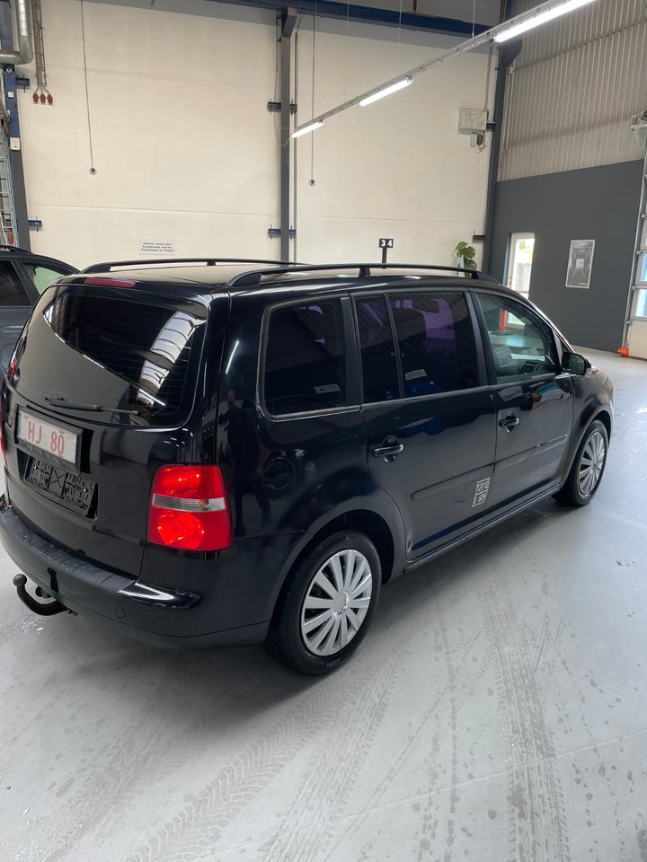 VW Touran 1,9 TDi 100 Trendline Van 5d