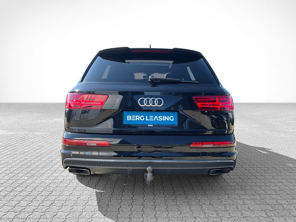 Audi Q7 3,0 TDi 272 S-line quattro Tiptr. 7prs 5d