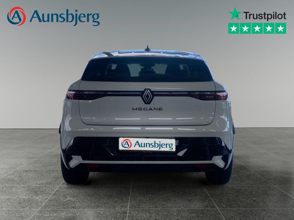 Renault Megane E-Tech 40 Equilibre 5d