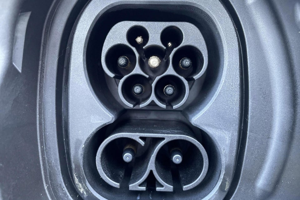 Ford Explorer 77 Premium Extended Range 5d