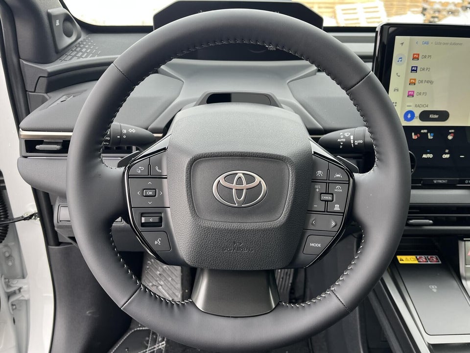 Toyota bZ4X 73 Executive 5d