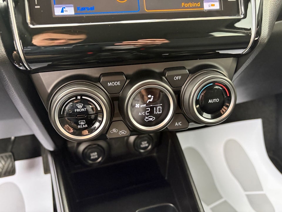 Suzuki Swift 1,2 Dualjet SHVS Exclusive 5d