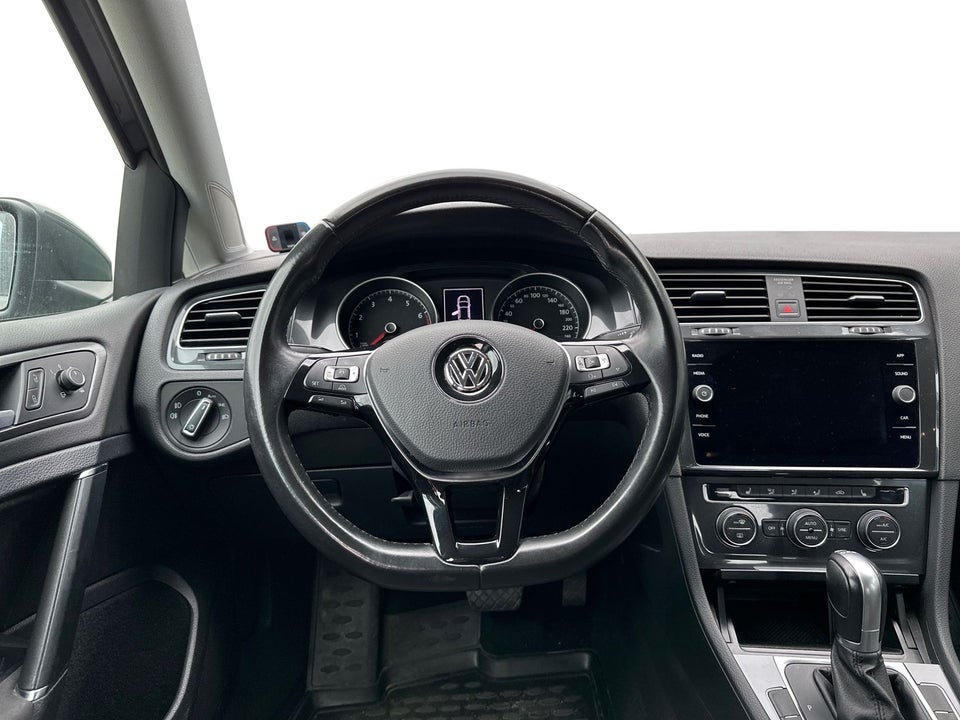 VW Golf VII 1,5 TSi 130 Comfortline DSG 5d