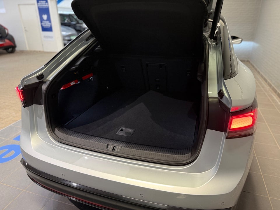 VW ID.7 77 Pro Business Premium 5d