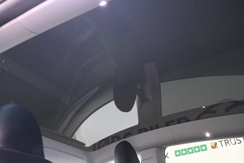 Tesla Model Y Long Range AWD 5d