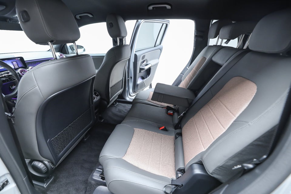 Mercedes EQB250+ Electric Art 5d