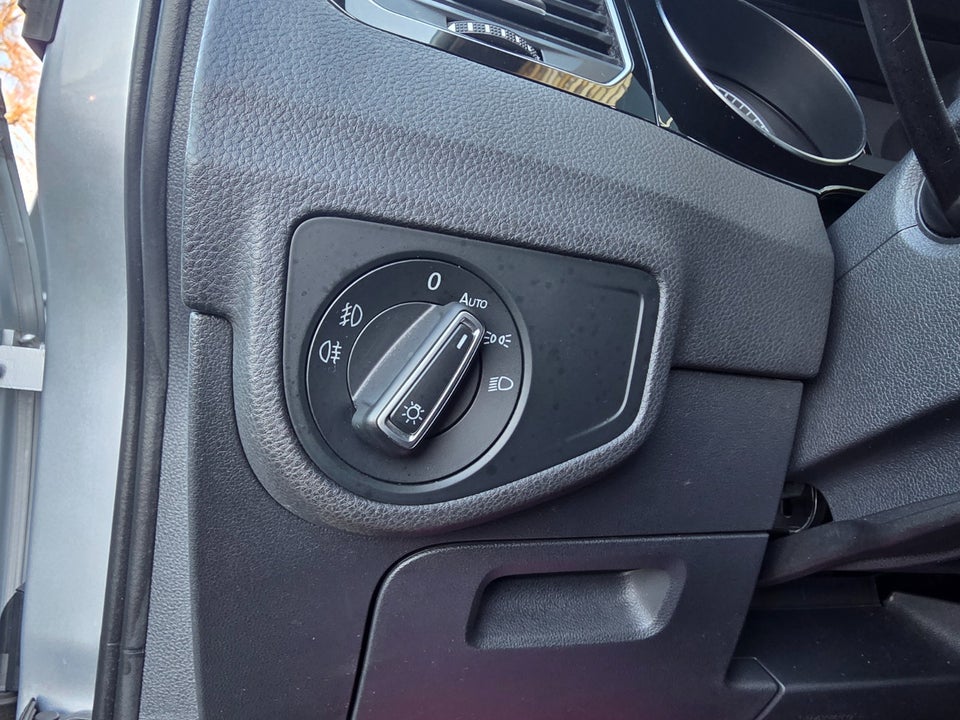 VW Golf Sportsvan 1,4 TSi 125 Highline DSG BMT 5d