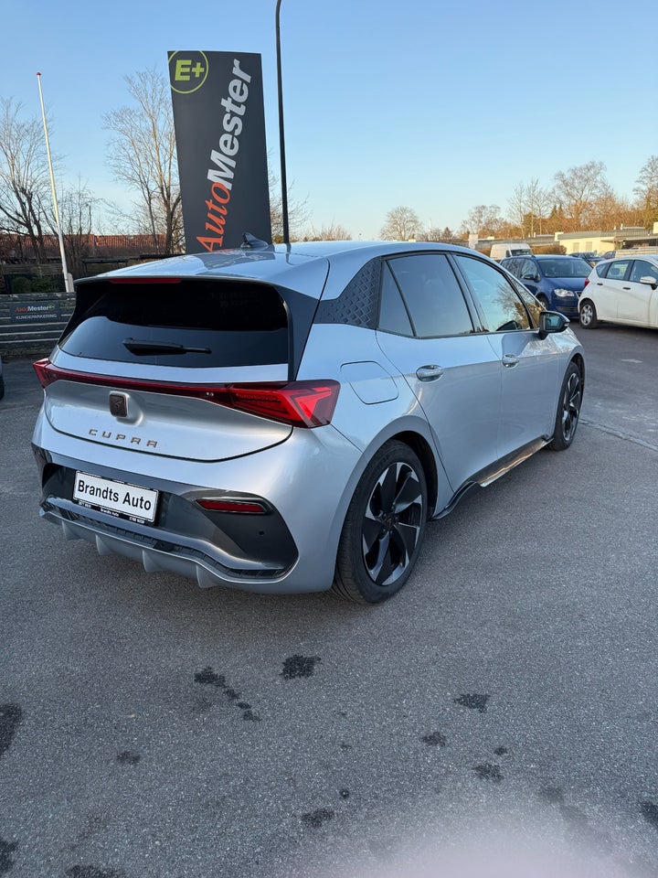 Cupra Born 77 e-Boost 5d