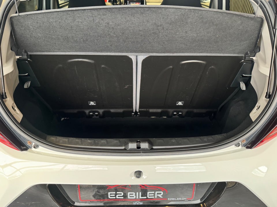 Toyota Aygo 1,0 VVT-i x-press 5d