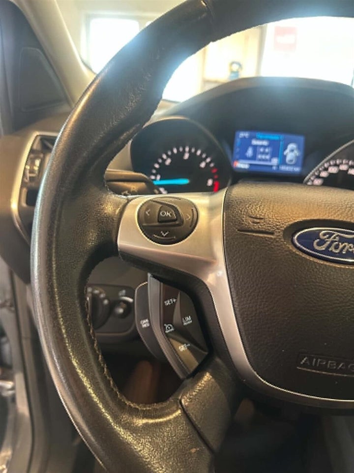 Ford Kuga 2,0 TDCi 180 Titanium aut. AWD 5d
