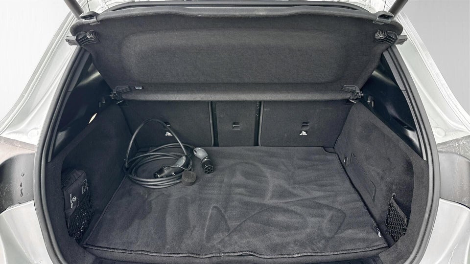 Mercedes EQA250+ Progressive 5d