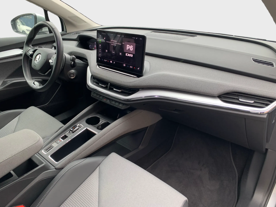 Skoda Enyaq 60 iV Loft 5d