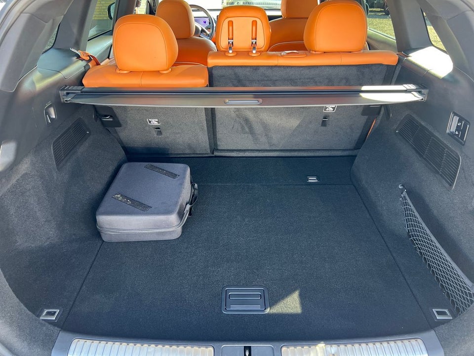 Xpeng G9 Standard Range 5d