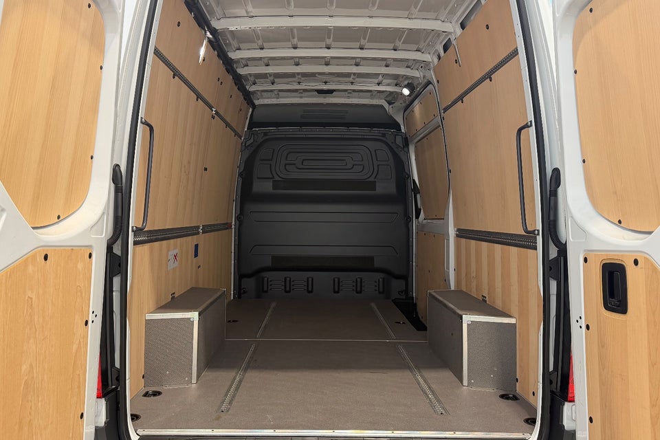Mercedes Sprinter 317 2,0 CDi A2 Kassevogn aut. RWD
