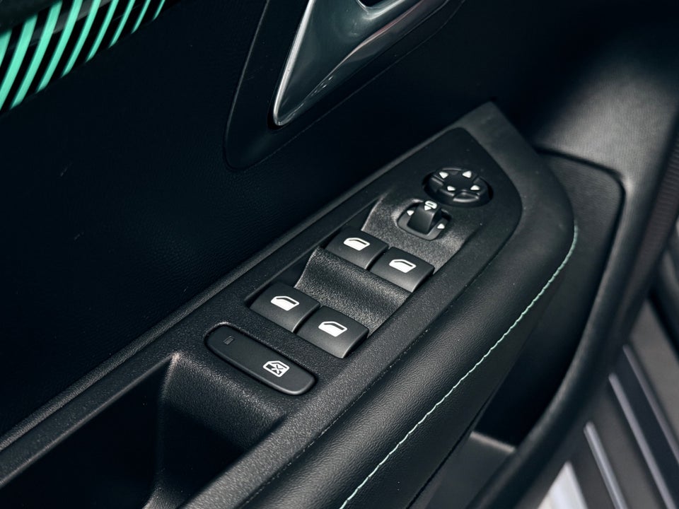 Peugeot 208 1,2 PureTech 100 Allure Pack 5d