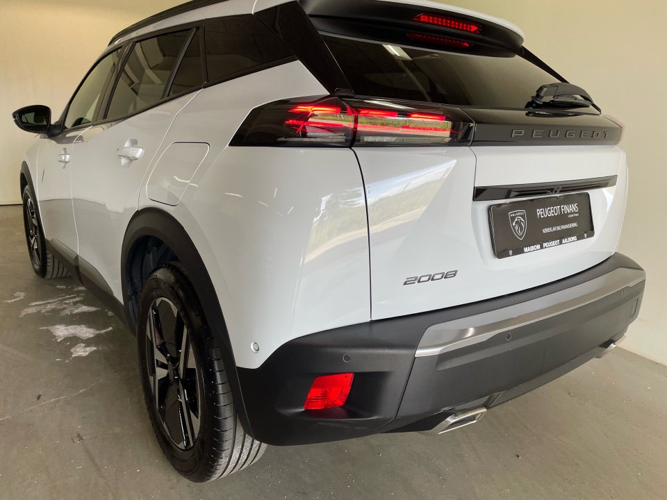 Peugeot 2008 1,2 PureTech 130 Allure EAT8 5d