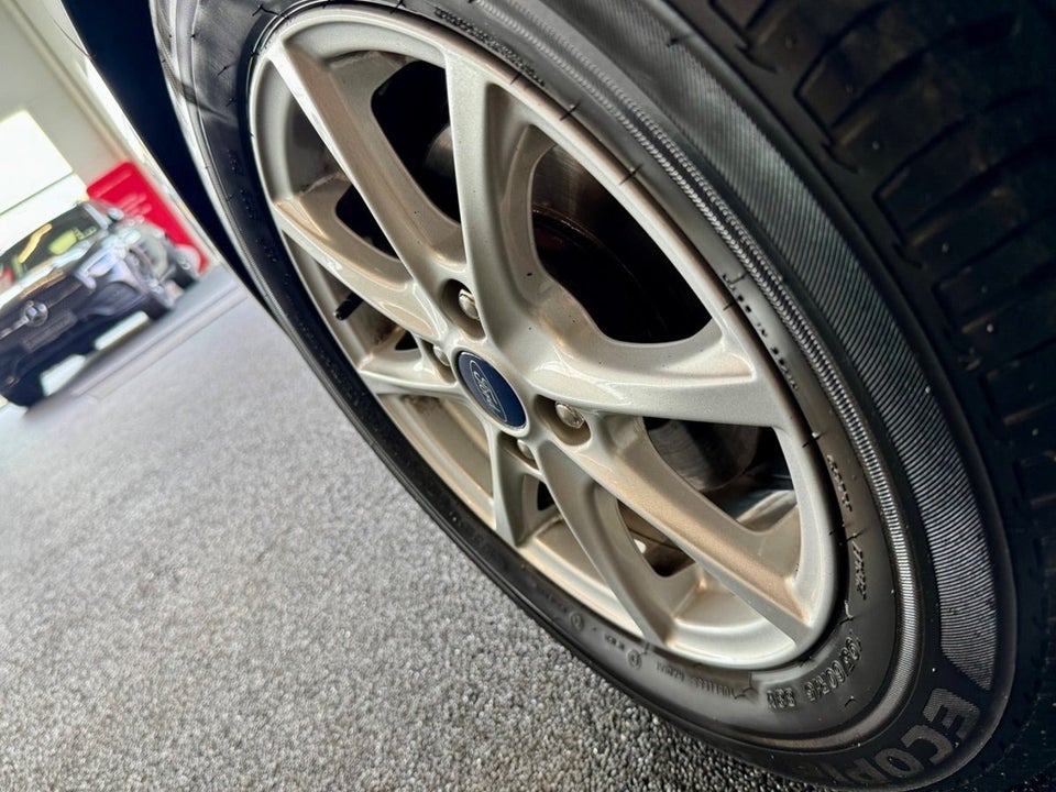 Ford Fiesta 1,5 TDCi 85 Titanium 5d