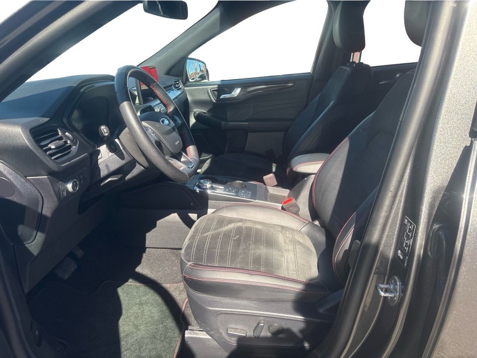 Ford Kuga 2,5 PHEV ST-Line X CVT 5d