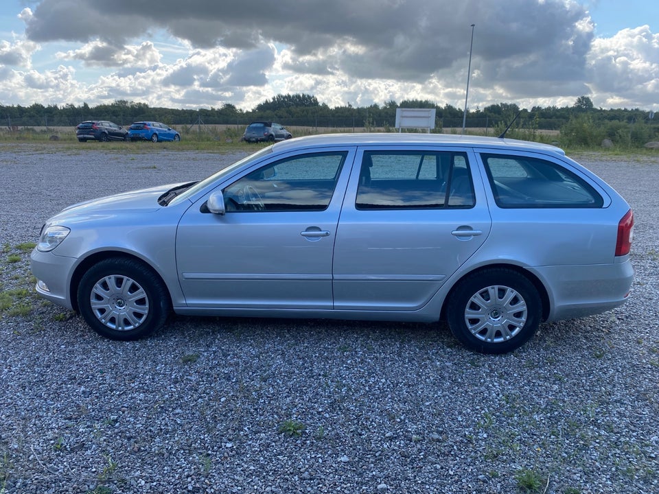 Skoda Octavia 1,4 TSi 122 Ambiente Combi 5d