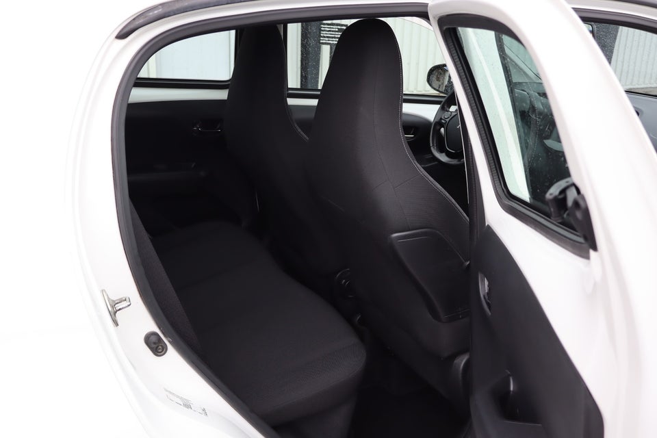 Peugeot 108 1,0 e-VTi 72 Allure+ 5d
