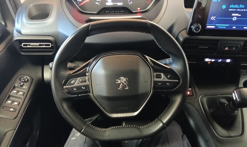 Peugeot Rifter 1,2 PureTech 110 L1 Allure 5d