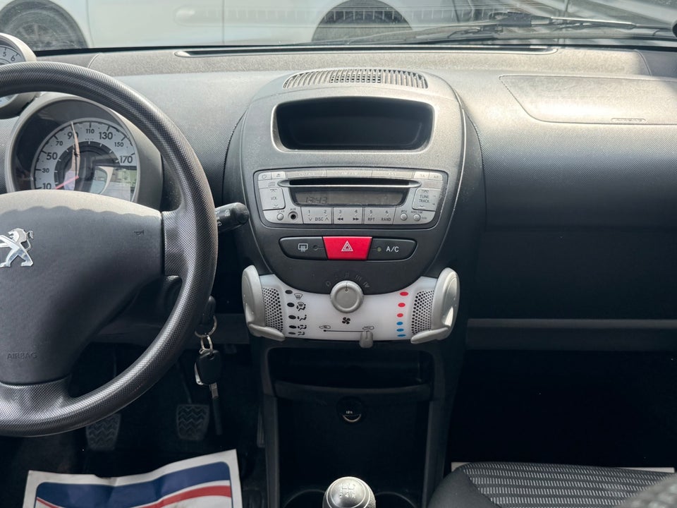 Peugeot 107 1,0 Active 5d