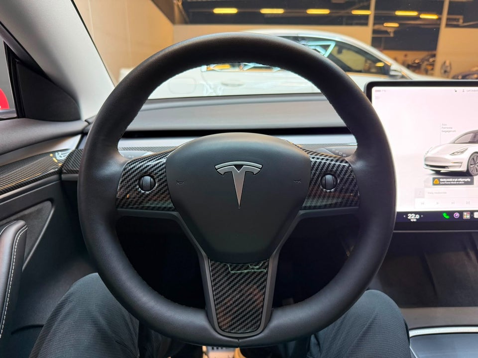 Tesla Model 3 RWD 4d
