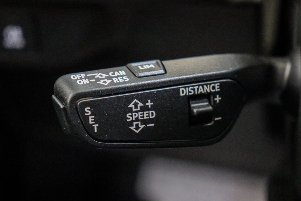 Audi Q4 e-tron 50 S-line quattro 5d