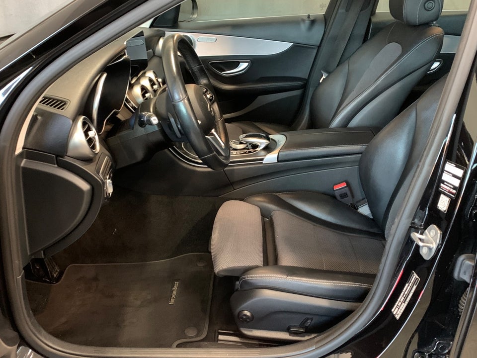 Mercedes C220 d 2,0 Avantgarde stc. aut. 5d